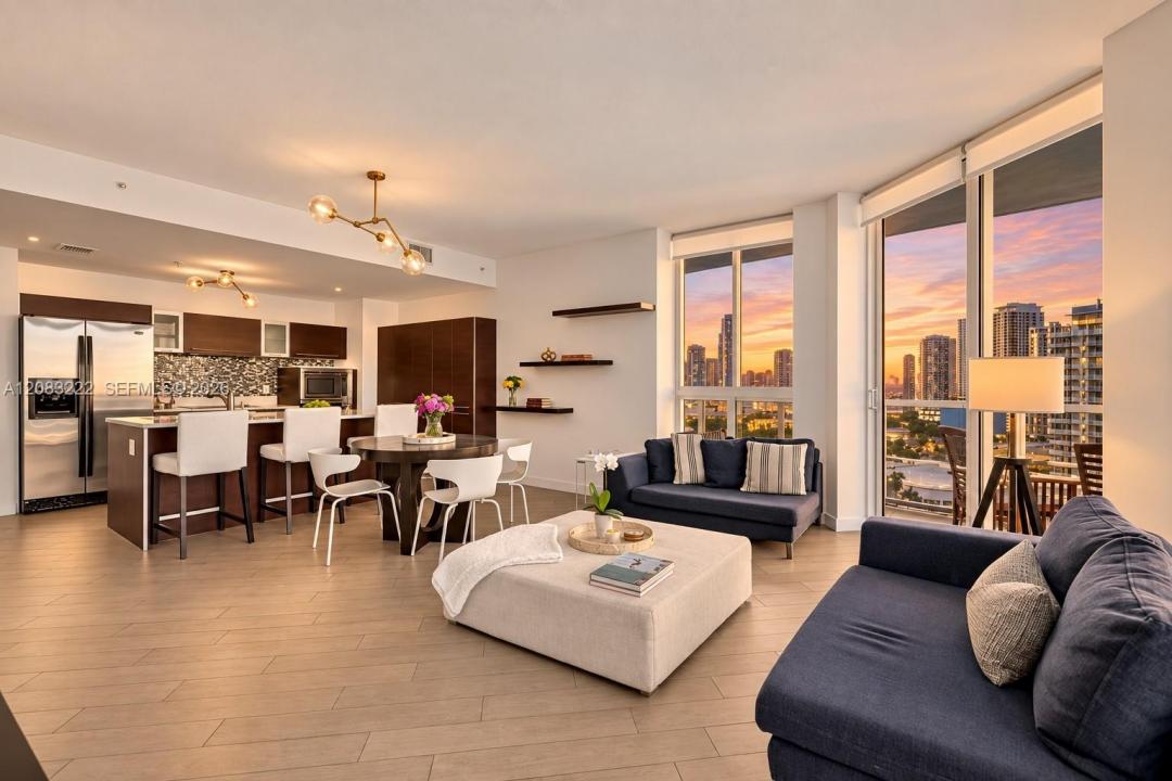 1900 N Bayshore Dr 1518, Miami, Florida 33132, Stati Uniti