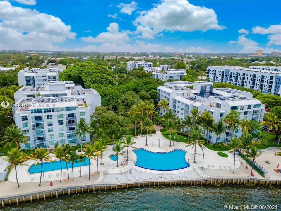 777 NE 62nd St CPH2, Miami, Florida 33138, USA