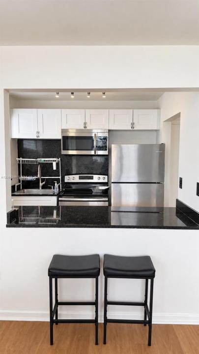 1990 Marseille Dr 407, Miami Beach, Floride 33141, États-Unis