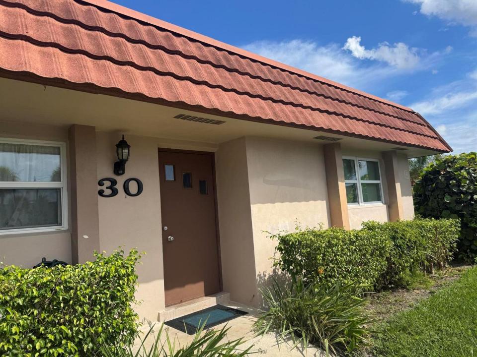 5725 Fernley E Drive 30, West Palm Beach, Floride 33415, États-Unis