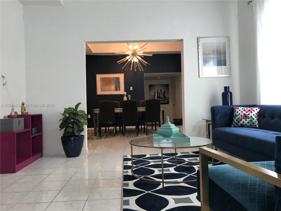 5145 NW 5th Ave, Miami, Florida 33127, Stati Uniti