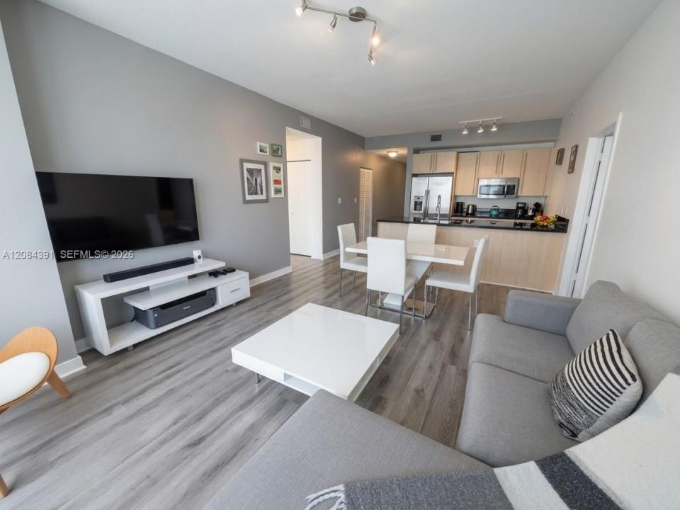 79 SW 12th St 2410-S, Miami, Floride 33130, États-Unis