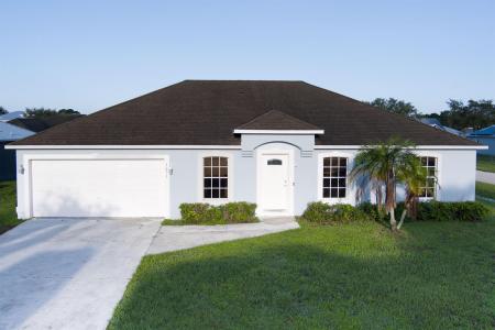1031 SE 39TH Terrace, Okeechobee, Florida 34974, USA