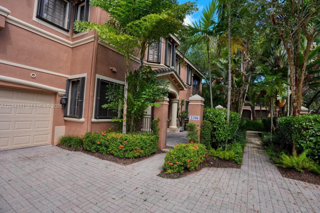 2706 Kinsington Cir 23-2, Weston, Florida 33332, Stati Uniti