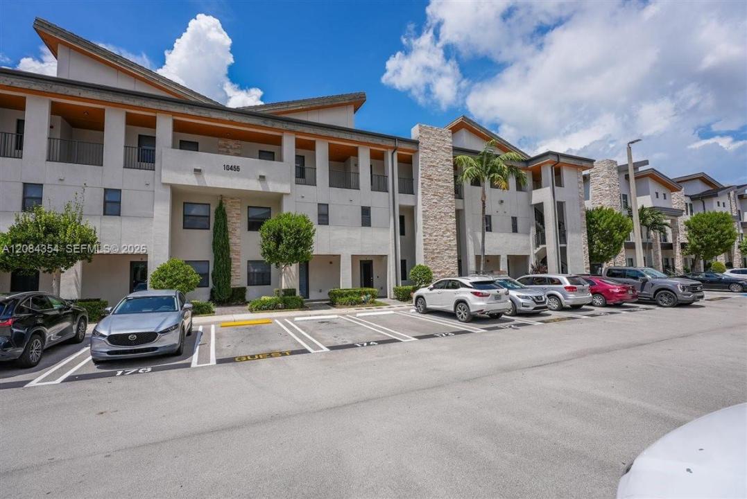 10455 NW 82nd St 10, Doral, Florida 33178, Stati Uniti