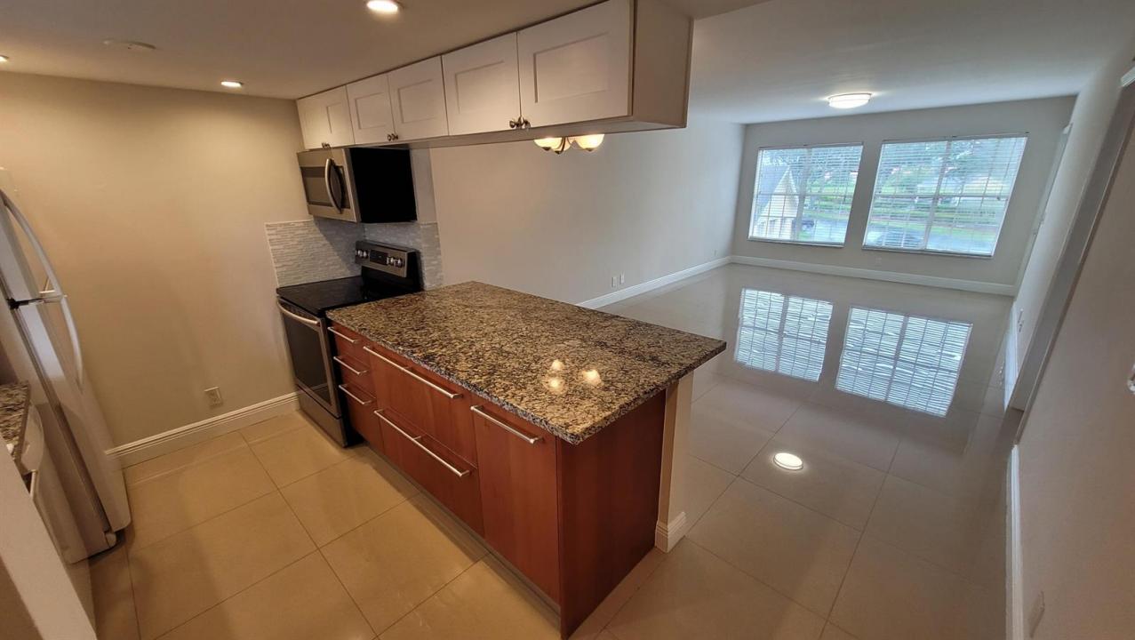 6283 La Costa Drive F, Boca Raton, Florida 33433, Stati Uniti