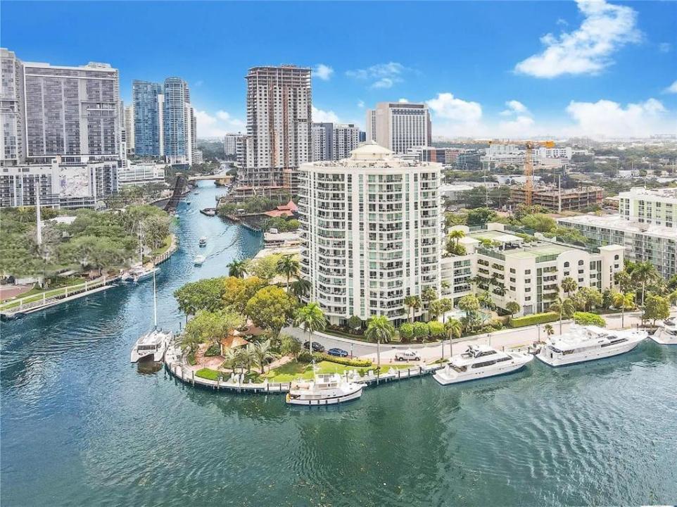401 SW 4TH Avenue 1003, Fort Lauderdale, Florida 33315, USA