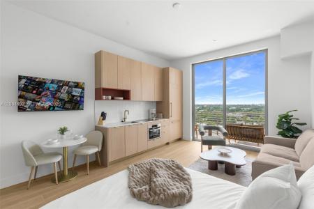 90 NE 32nd PH1116, Miami, Florida 33137, USA