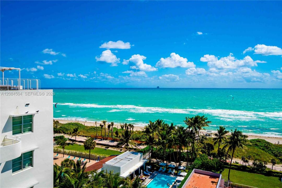 2401 Collins Ave 1112, Miami Beach, Floride 33140, États-Unis