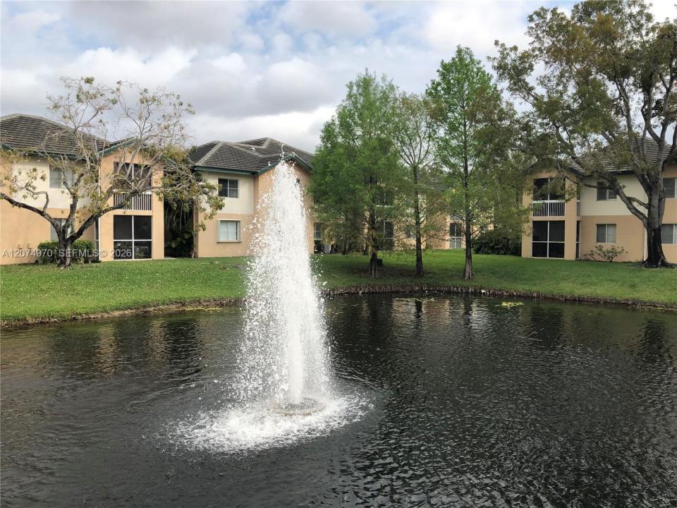 9855 Westview Dr 715, Coral Springs, Floride 33076, États-Unis