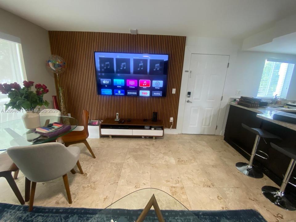 3101 SW 27th Ave 201, Miami, Florida 33133, Stati Uniti