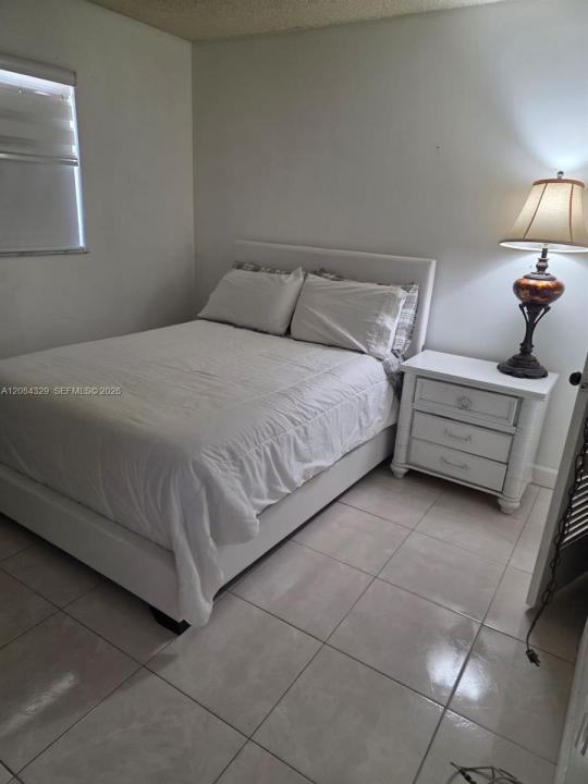 3051 E Sunrise Lakes Dr 211, Sunrise, Floride 33322, États-Unis