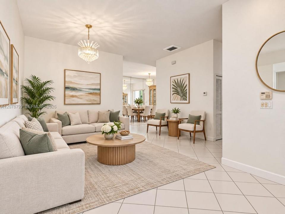 9053 NW 146th Ter, Miami Lakes, Florida 33018, USA
