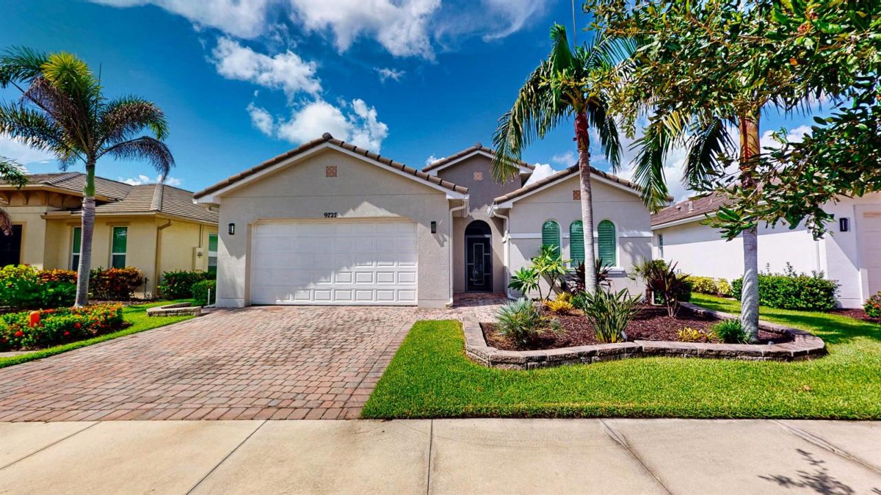 9727 SW CHESTWOOD Avenue, Port St. Lucie, Floride 34987, États-Unis