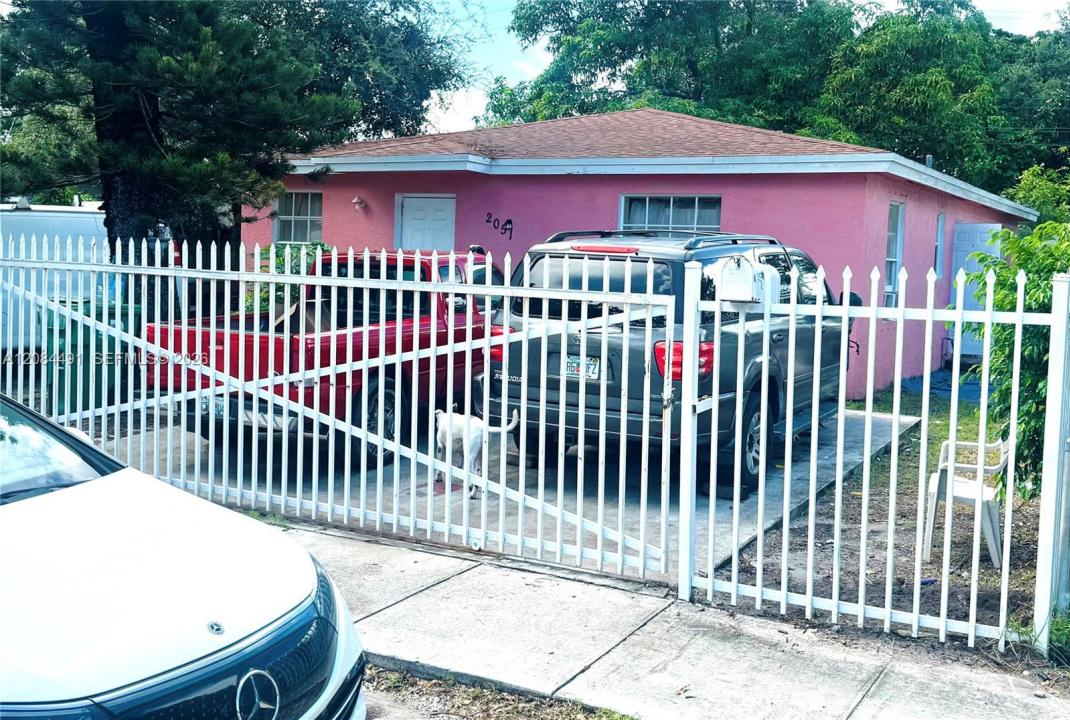 2051 RUTLAND ST, Opa-Locka, Floride 33054, États-Unis