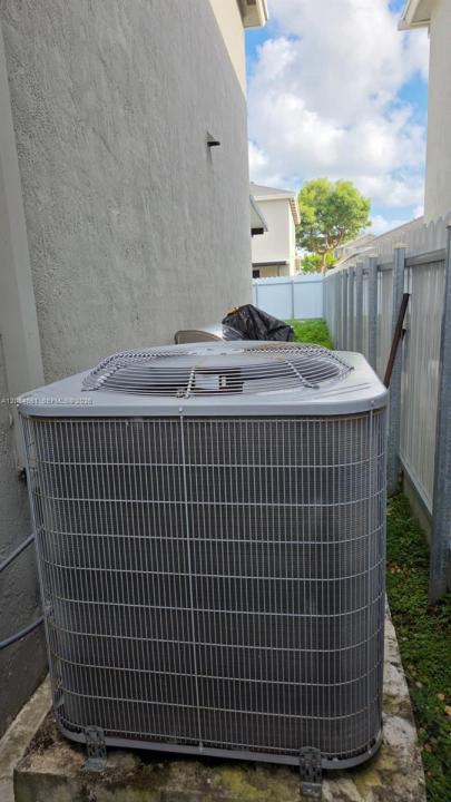 631 NE 4th Ter, Florida City, Floride 33034, États-Unis