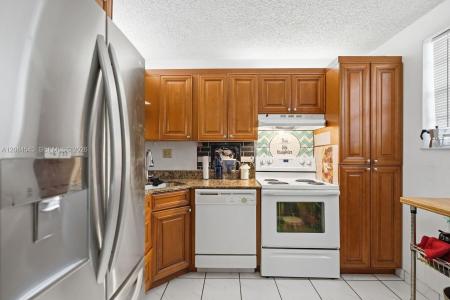 7400 NW 17th St 107, Plantation, 佛罗里达州 33313, 美国