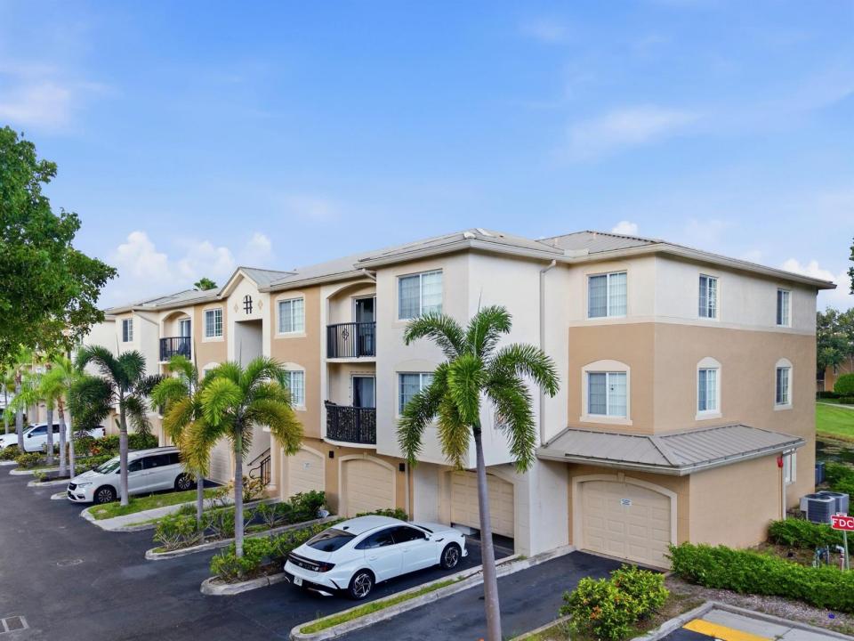 900 Crestwood S Court 920, Royal Palm Beach, Florida 33411, Stati Uniti