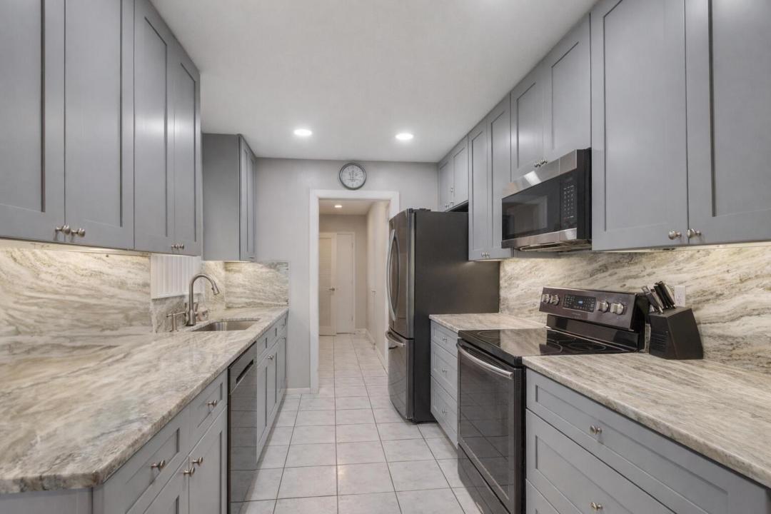 1686 SE BIDDLE Lane, Port St. Lucie, Floride 34983, États-Unis