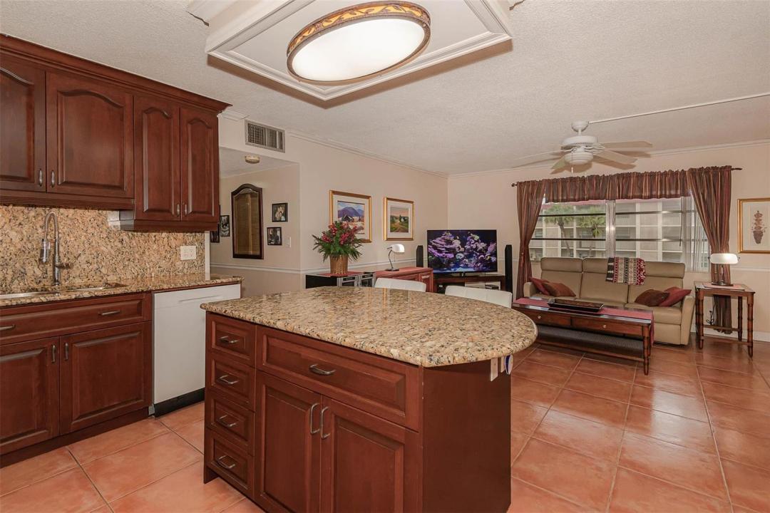 3071 NW 47TH Terrace 326, Lauderdale Lakes, فلوريدا 33313, الولايات المتحدة
