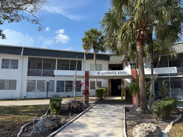 6501 Winfield Boulevard A-2, Margate, Florida 33063, USA