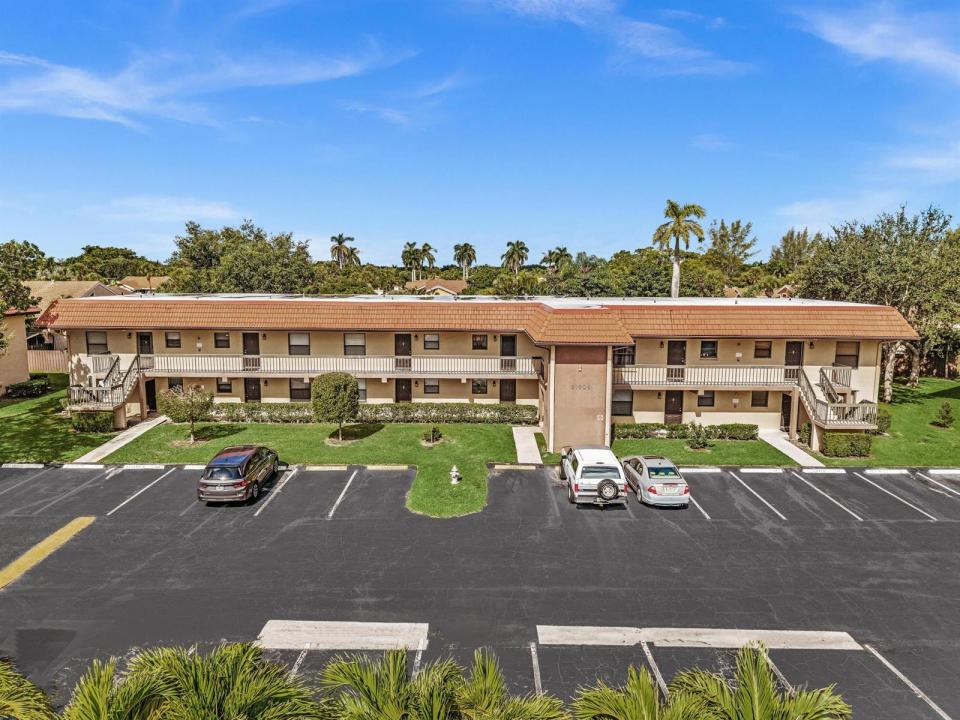 21904 LAKE FOREST Circle 202, Boca Raton, Florida 33433, Stati Uniti