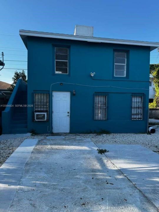 1121 NW 40th St 3, Miami, Florida 33127, Stati Uniti