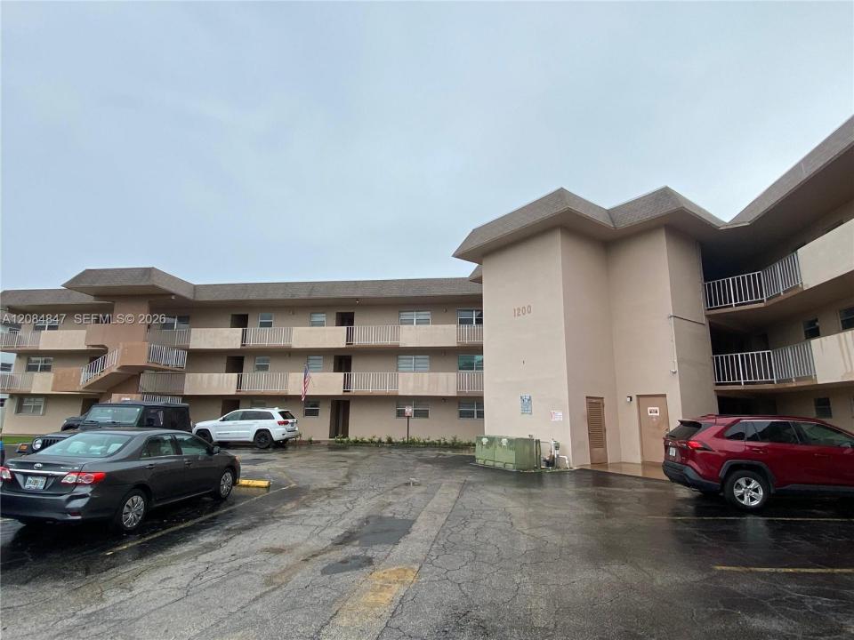 1200 Tallwood Ave 102, Hollywood, Floride 33021, États-Unis