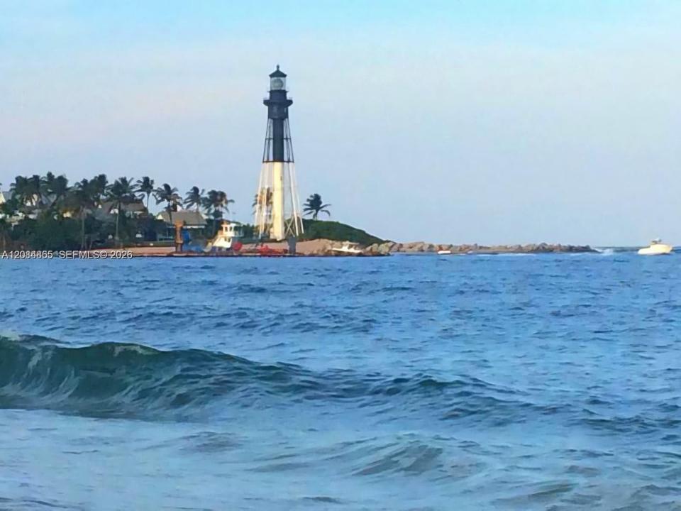 1320 NE 27th Ave 3, Pompano Beach, Flórida 33062, Estados Unidos