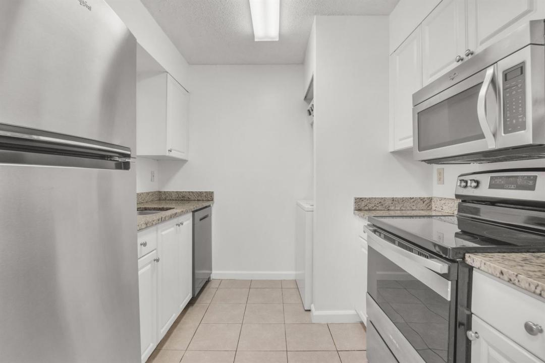 1341 SE 3RD Avenue 112, Dania Beach, Floride 33004, États-Unis