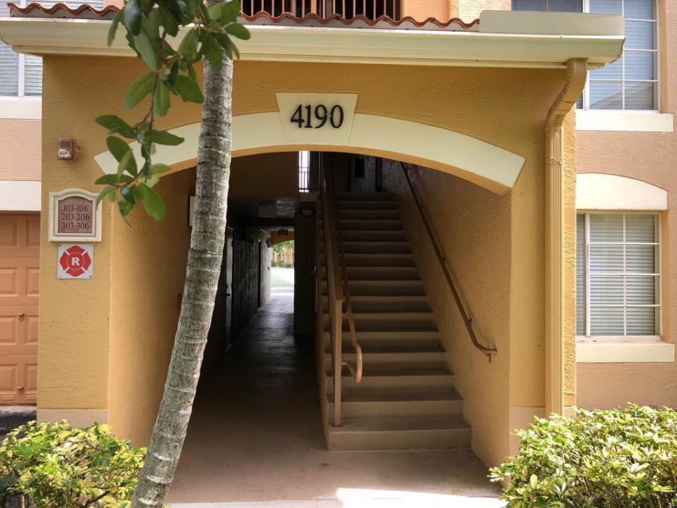 4190 SAN MARINO Boulevard 105, West Palm Beach, Floride 33409, États-Unis