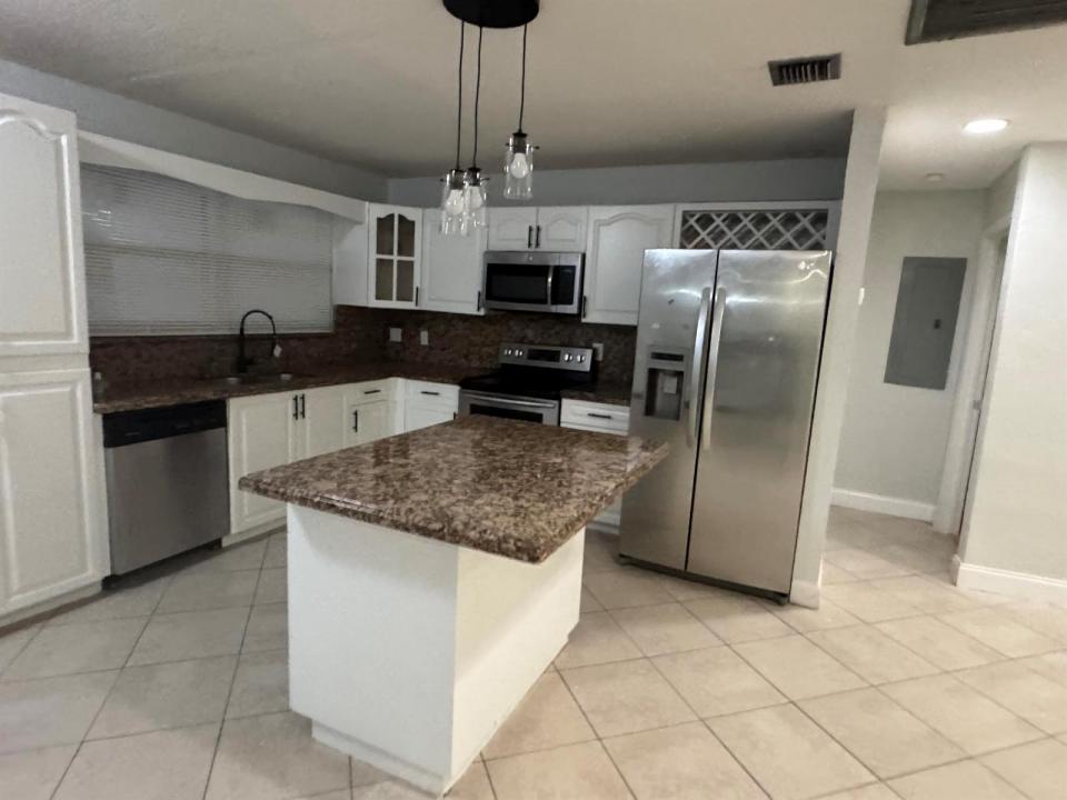 1780 16TH N Avenue, Florida 33460, Stati Uniti