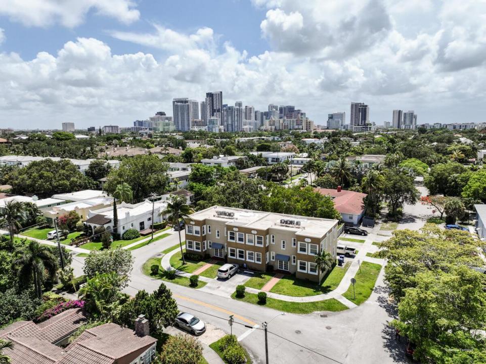 403 NE 16th Avenue Apt 7, Fort Lauderdale, Floride 33301, États-Unis