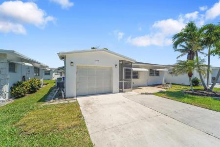 7255 NW 8TH Court, Margate, Floride 33063, États-Unis