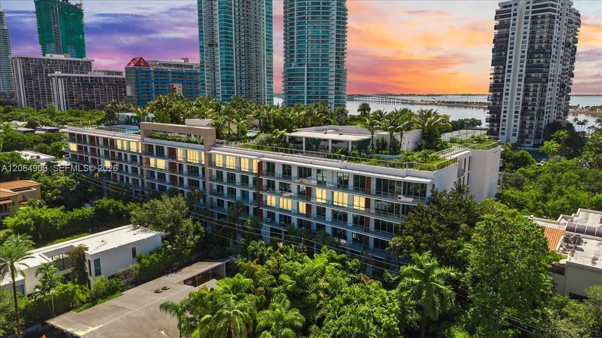 2200 Brickell Avenue 422, Miami, Flórida 33129, Estados Unidos