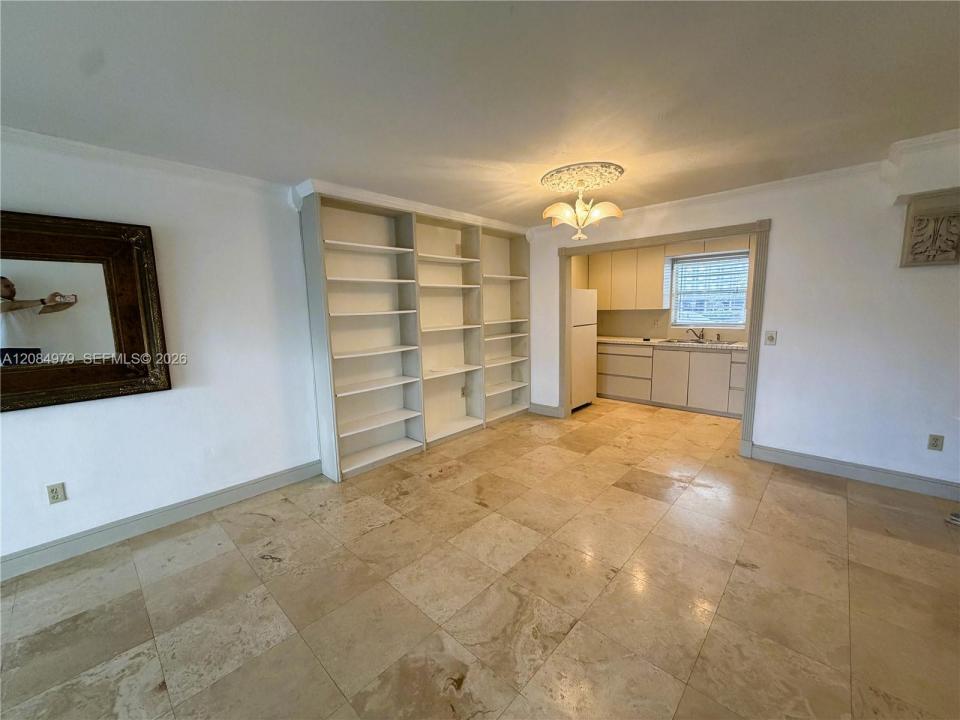 7550 SW 82nd St F204, Miami, Florida 33143, Stati Uniti