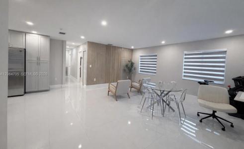 2221 NW 170th St, Miami Gardens, Florida 33056, USA