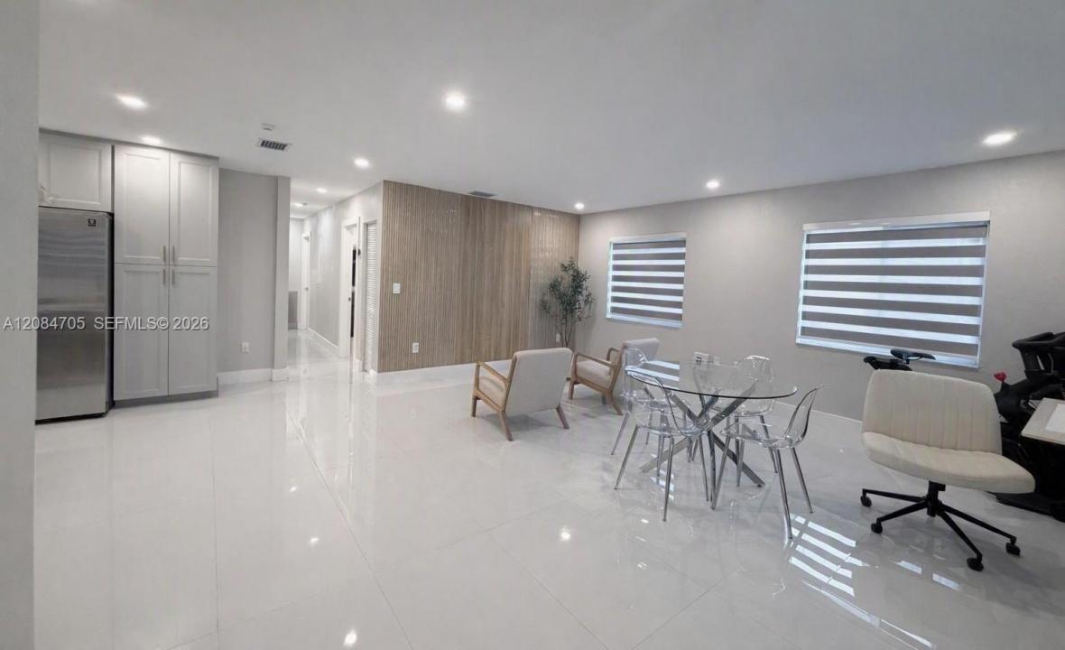 2221 NW 170th St, Miami Gardens, Флорида 33056, Соединенные Штаты