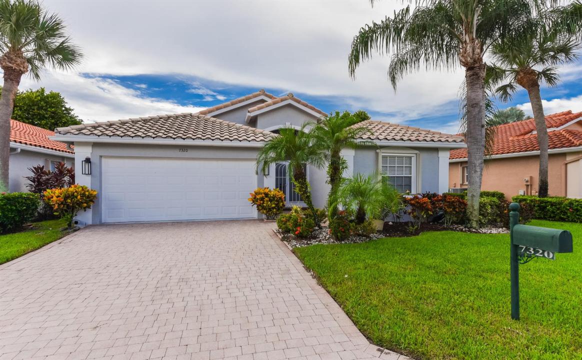 7320 Lombardy Street, Boynton Beach, Floryda 33472, USA