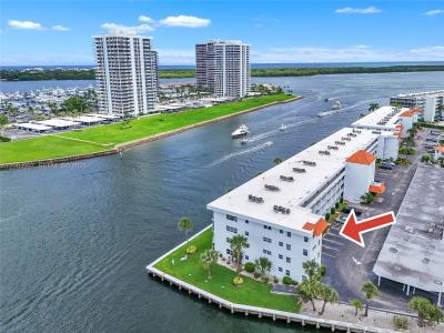 20 Yacht Club Dr 103, North Palm Beach, Florida 33408, USA