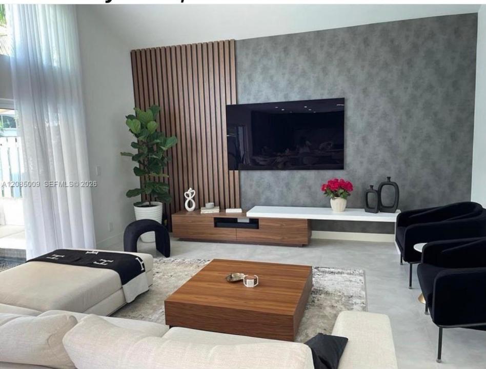 4827 SW 34th Ave, Hollywood, Floryda 33312, USA