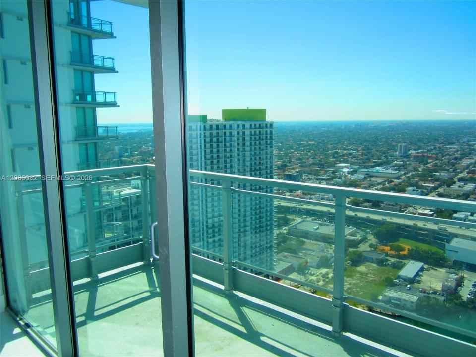 Miami, Florida 33130, USA