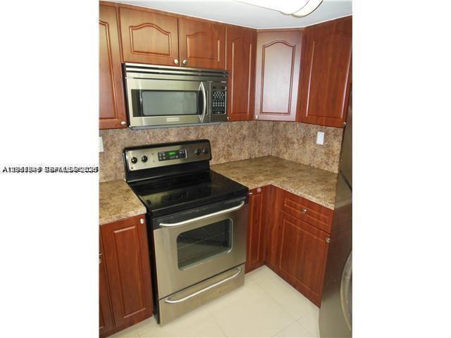 8335 SW 152 AV B-308, Miami, Floride 33193, États-Unis