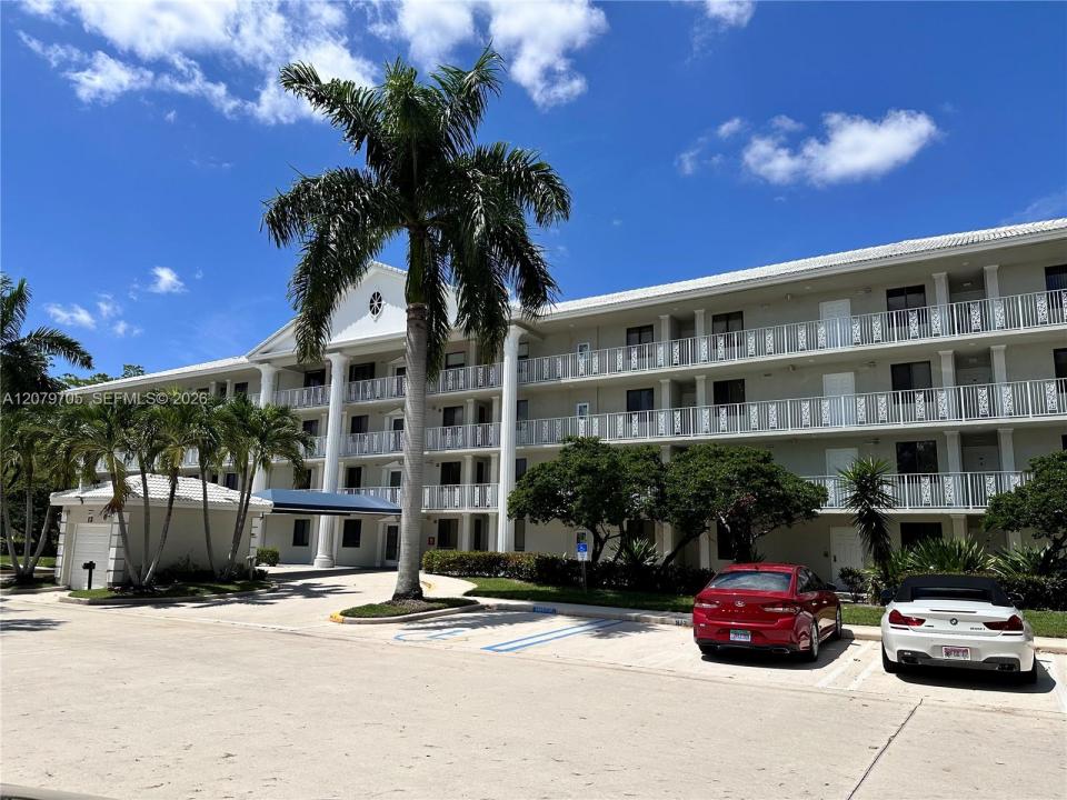 2621 Village Blvd 205, West Palm Beach, Floride 33409, États-Unis
