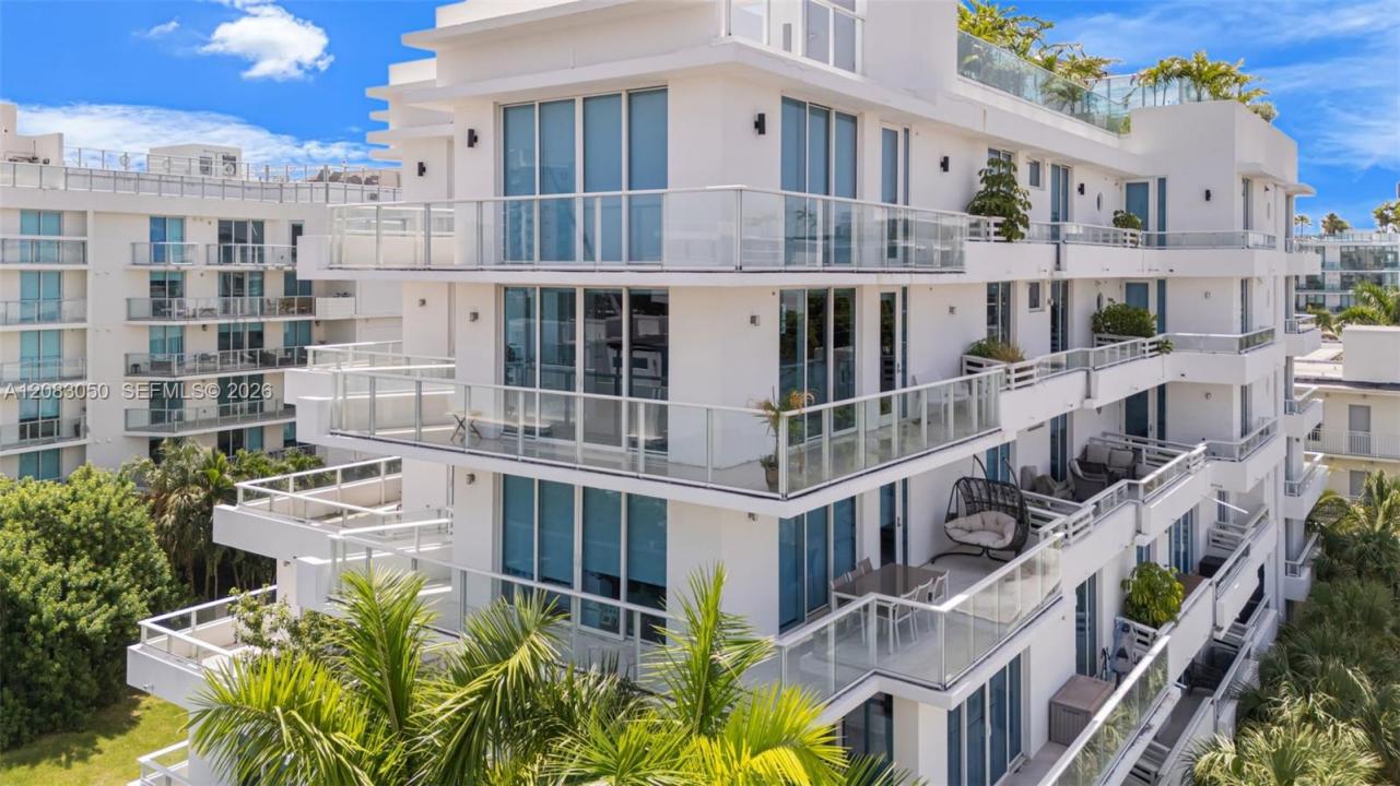 1170 101st St 601, Bay Harbor Islands, Floride 33154, États-Unis