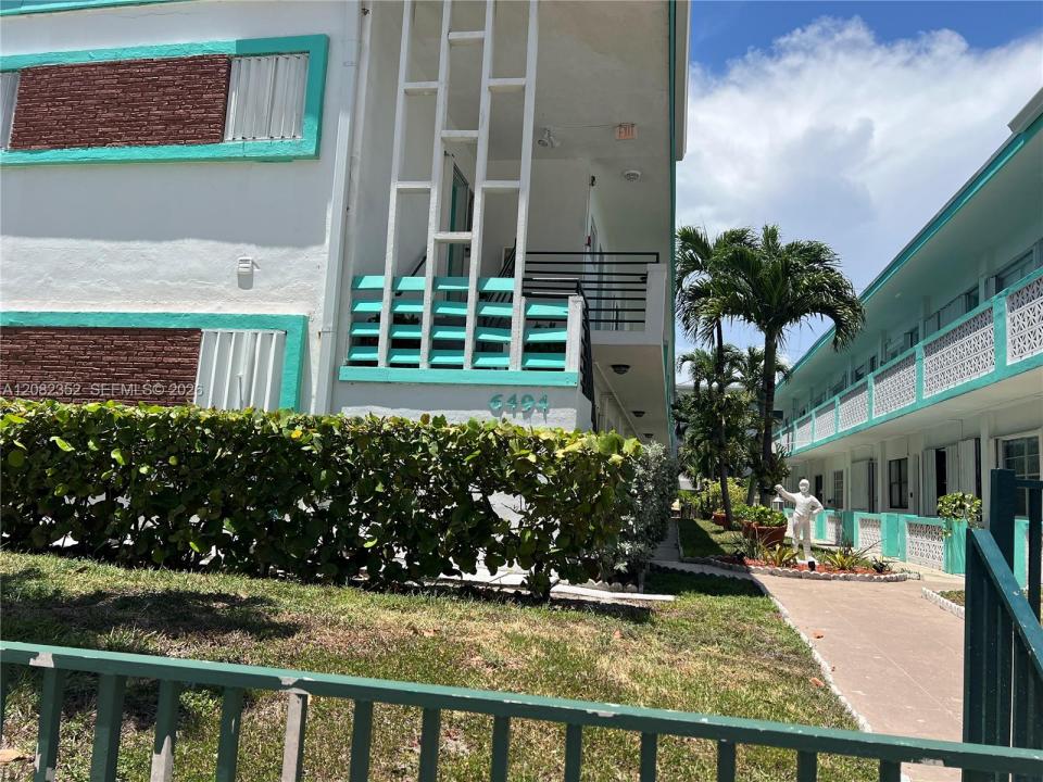 6494 Collins Ave 24, Miami Beach, Floride 33141, États-Unis