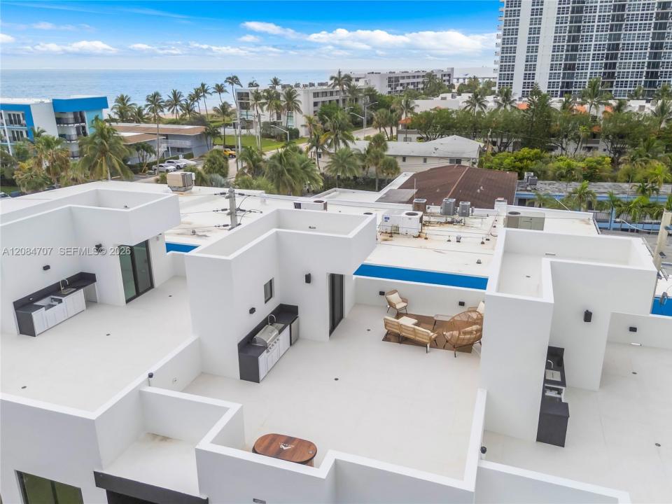 3226 NE 7th St, Pompano Beach, Floride 33062, États-Unis
