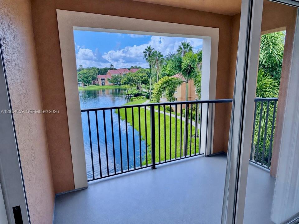 4836 N State Road 7 5308, Coconut Creek, Florida 33073, Stati Uniti