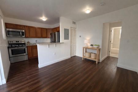 540 NW 7th St 51, Miami, فلوريدا 33136, الولايات المتحدة