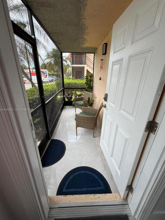 331 Lakeview Dr 101, Weston, Floride 33326, États-Unis